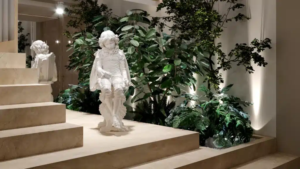 Rendering 3D: statua giardino interno scorcio